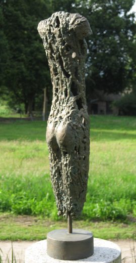 Torso durchbrochen